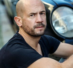 Julian Manuel (Photo: Jeanne Degraa)